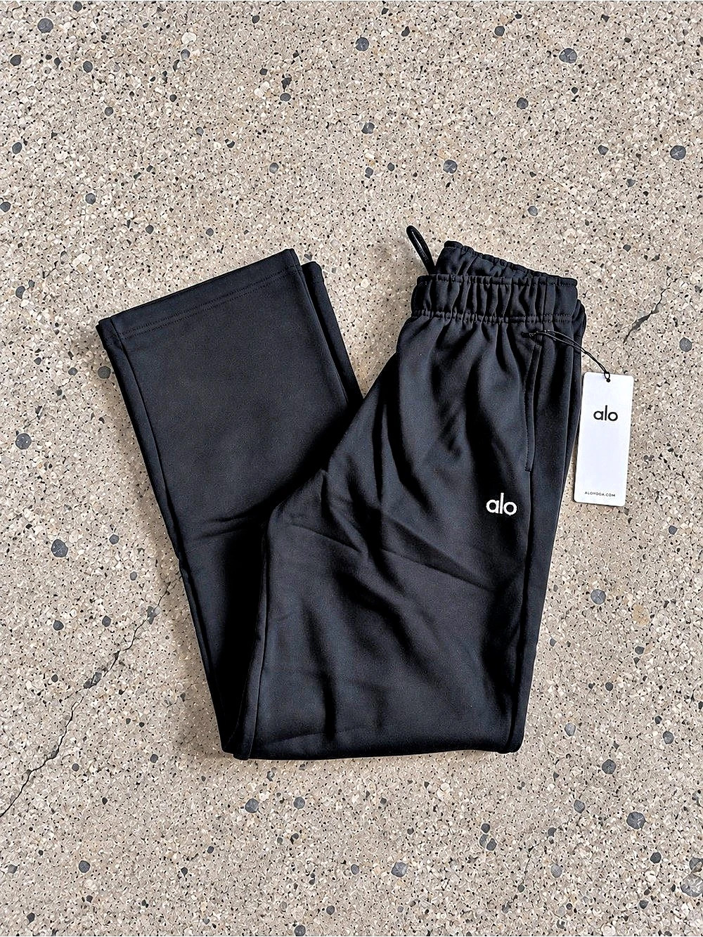 Alo Black Track Pants Size Small NWT